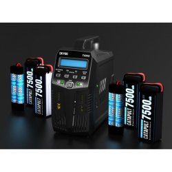 SkyRC T400Q AC/DC lader med 4 kanaler. Totalt 400W.