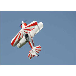 Tommy Jr. RR, model i Elapor.