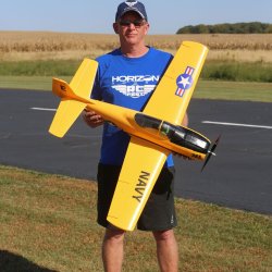 E-Flite T-28 Trojan 1.1m BNF Basic med AS3X og SAFE.
