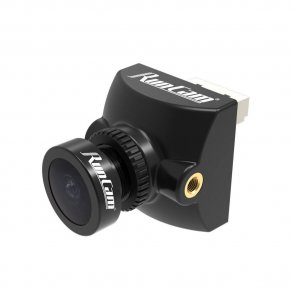 RunCam Racer 3 FPV kamera med 2,1 mm linse.