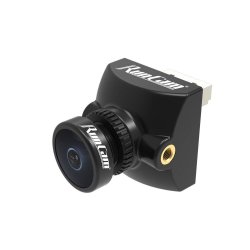 RunCam Racer 3 FPV kamera med 2,1 mm linse.