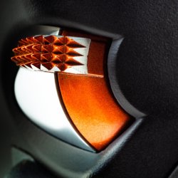 iX20, 2,4GHz sender fra Spektrum.