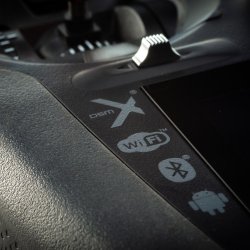 iX20, 2,4GHz sender fra Spektrum.