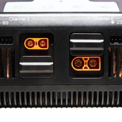 Spektrum S2200 G2 AC 2x200W Smart lader.